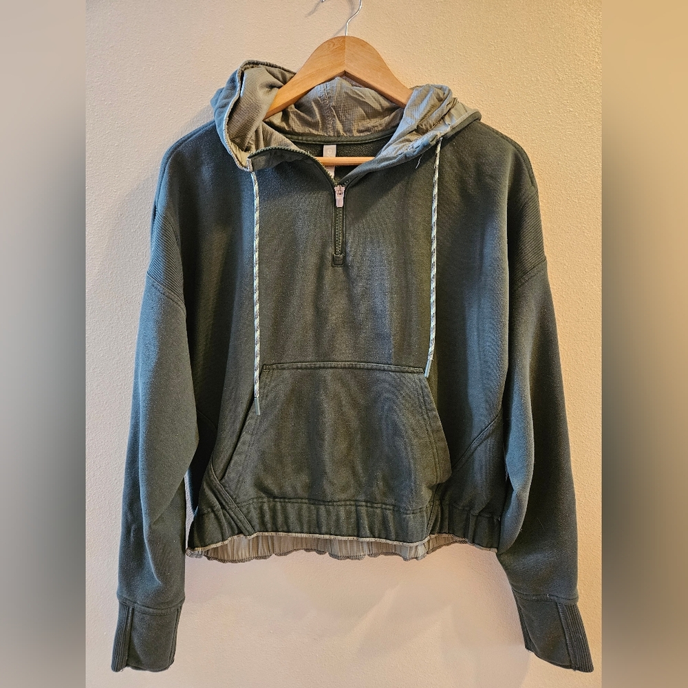 Athleta cropped hoodie